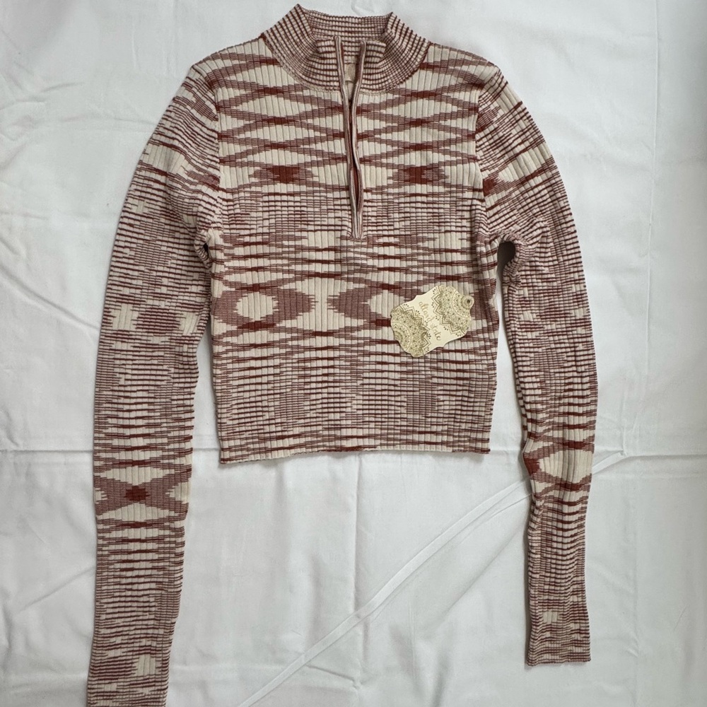 Patterned Crew Neck Sweater